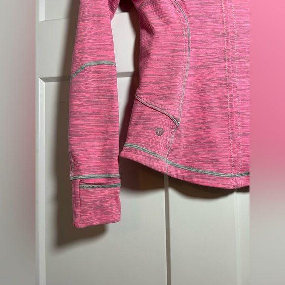 Size 4 lululemon Define jacket - vintage lululemon Forme jacket - Picture 6 of 11
